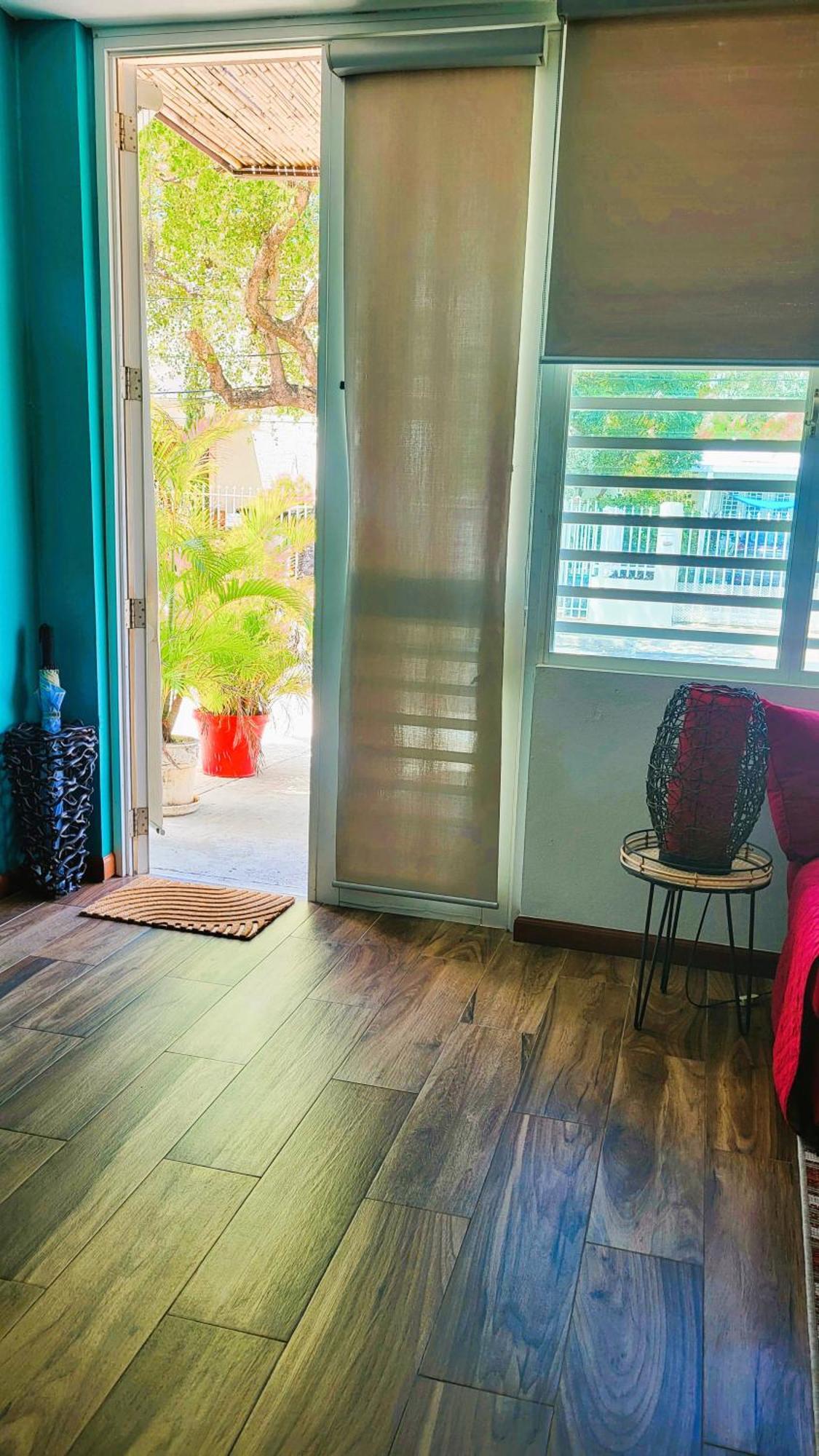 Cozybeach Large 1Bdrapt 50 Steps From Atlantic Ocean Private Street Between Ocean Park & Isla Verde 5 Mins From Airport San Juan Eksteriør bilde