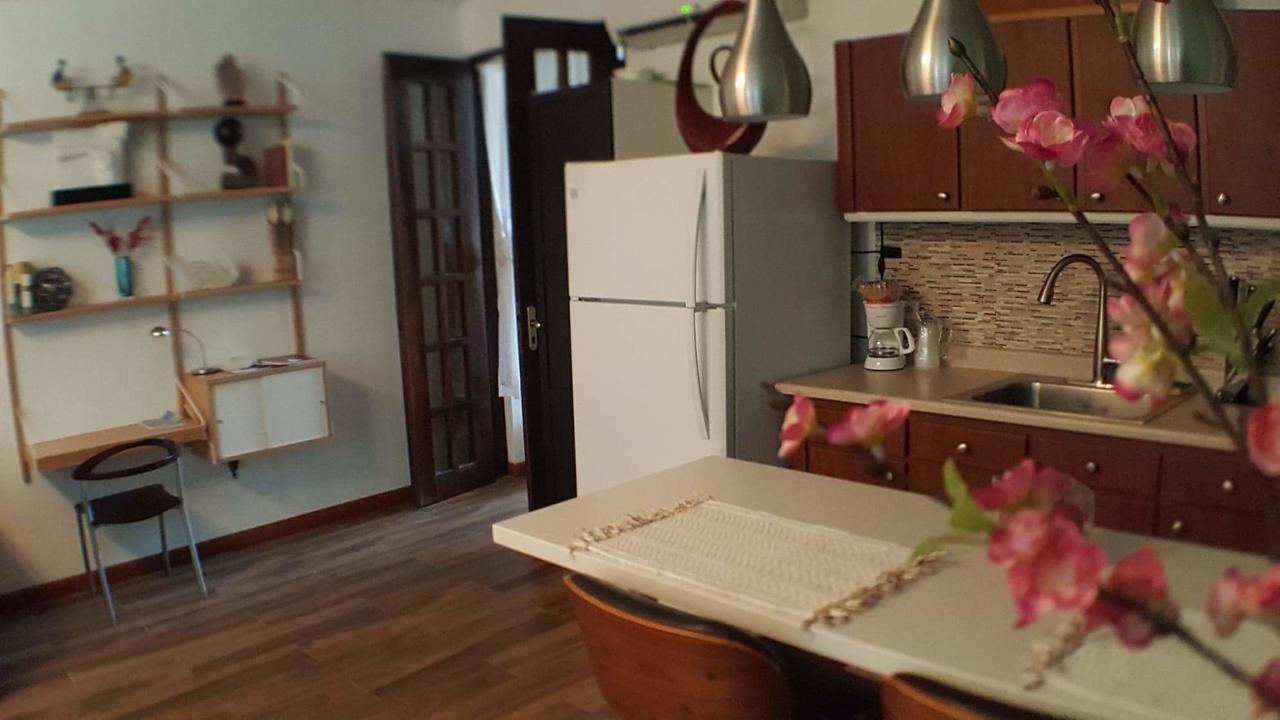 Cozybeach Large 1Bdrapt 50 Steps From Atlantic Ocean Private Street Between Ocean Park & Isla Verde 5 Mins From Airport San Juan Eksteriør bilde